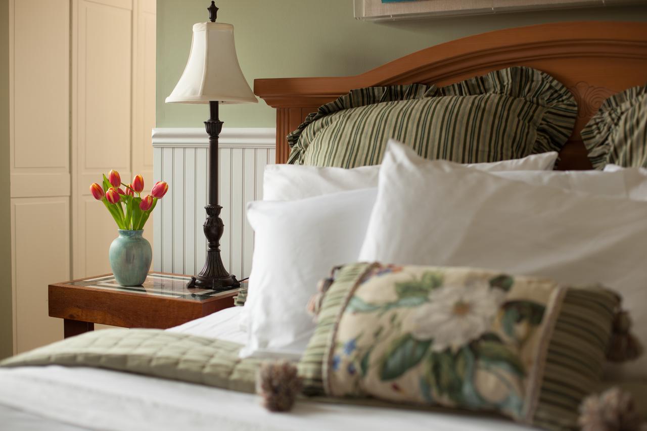 A Butlers Manor Bed & Breakfast Southampton Dış mekan fotoğraf